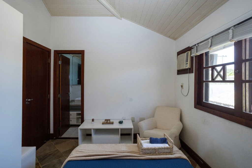 Casa Duplex Em Búzios Com 3 Suítes | Vf 46