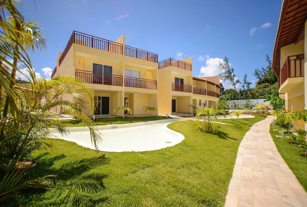 Lindo Flat de Frente para a Piscina