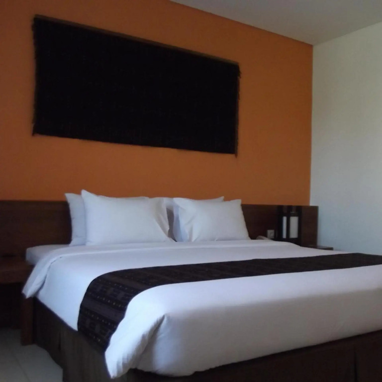 Luwansa Beach Hotel