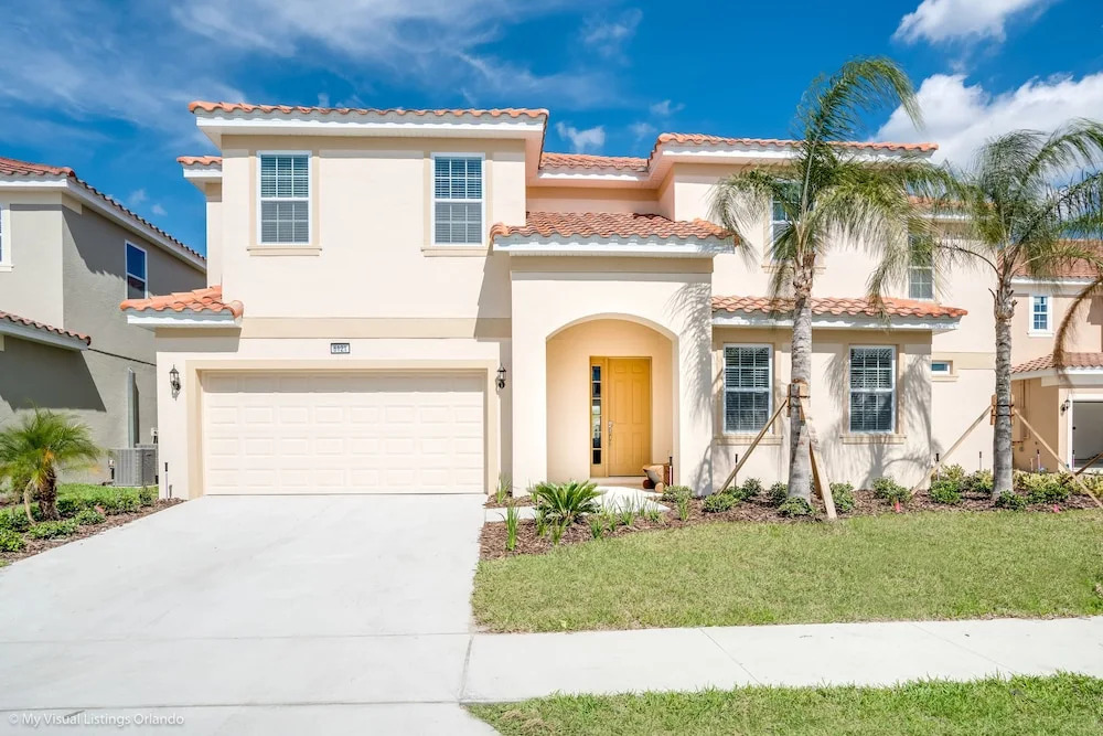 Luxury 11 Bedroom Close to Disney
