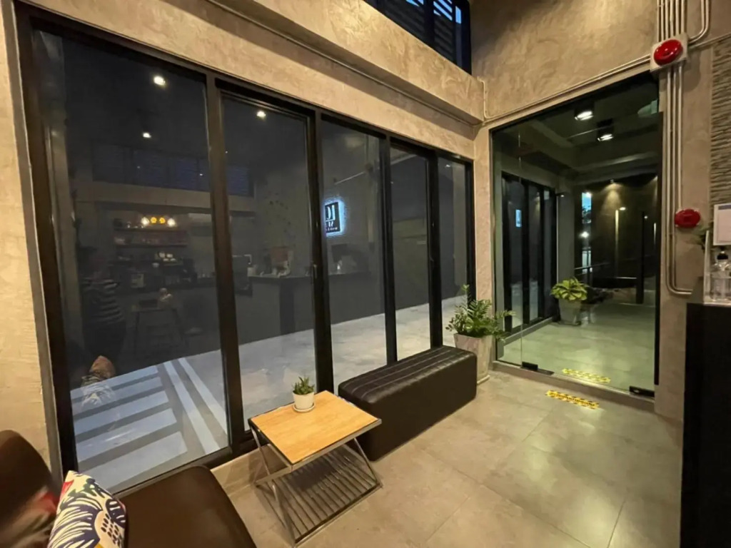 Loft Space Hotel