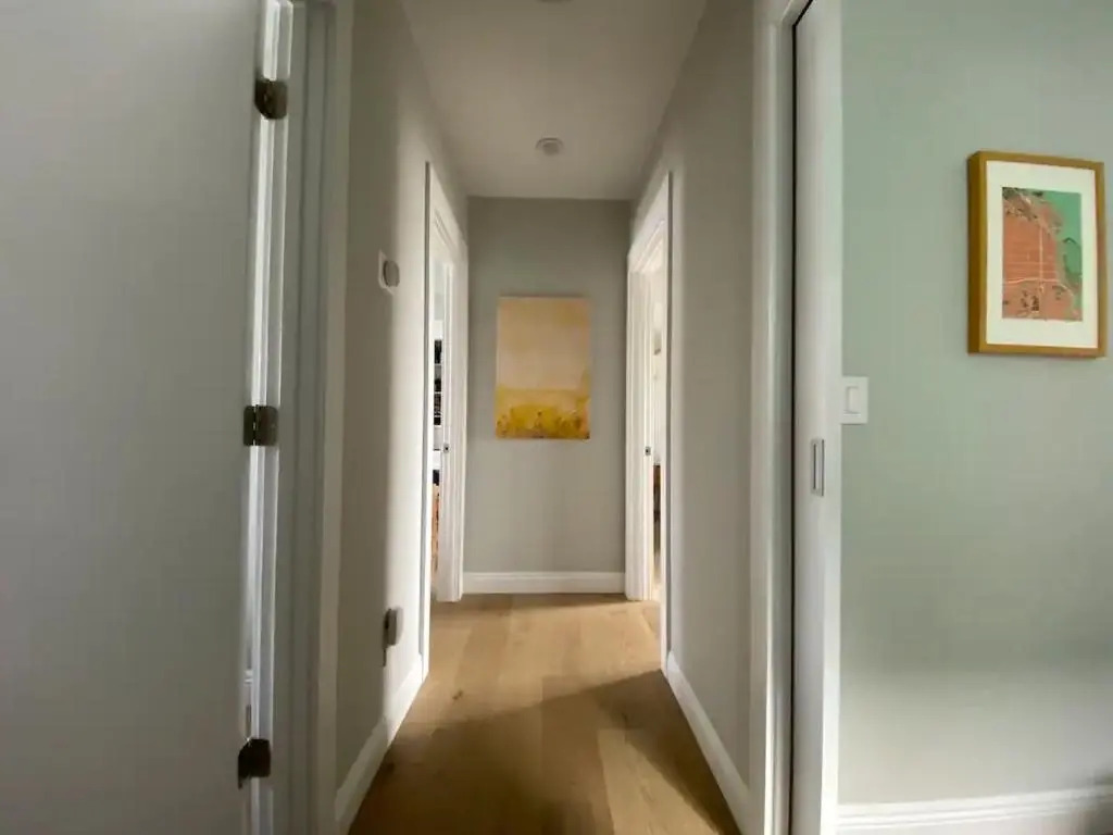 Beautiful 3 Bed 3 Bath upper house in Bernal Glen