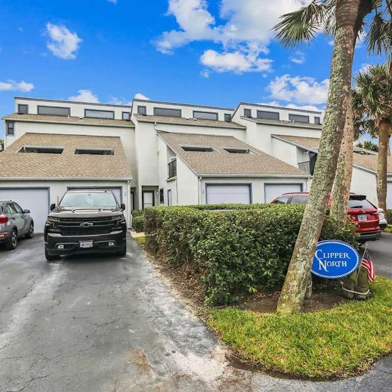Oceanfront 3BR Luxe New Rental