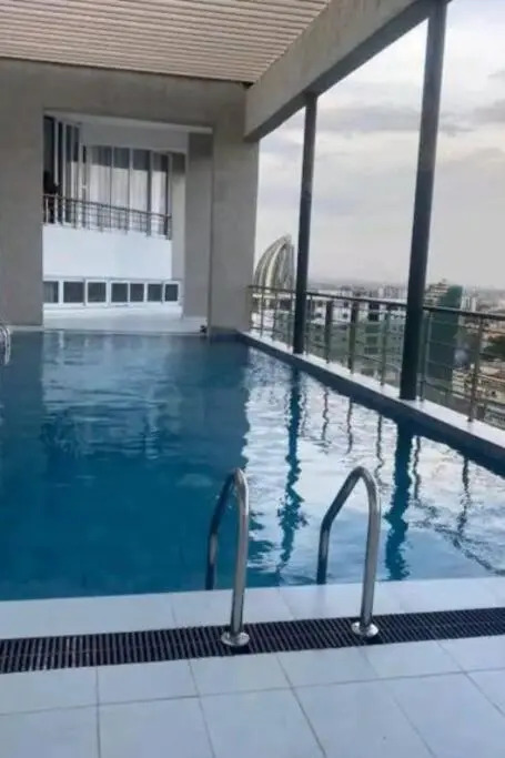 Lovely 2-bedroom serviced apartment with pool in Kilimani