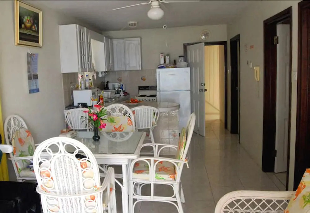 Cassandra 2 Beach Apartments