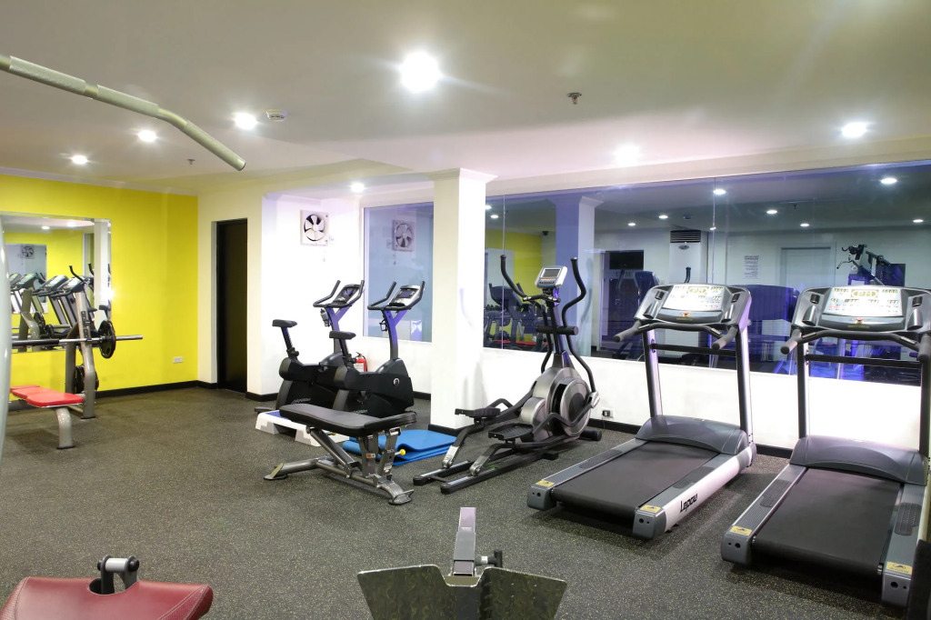 Queens Hotel Angeles City