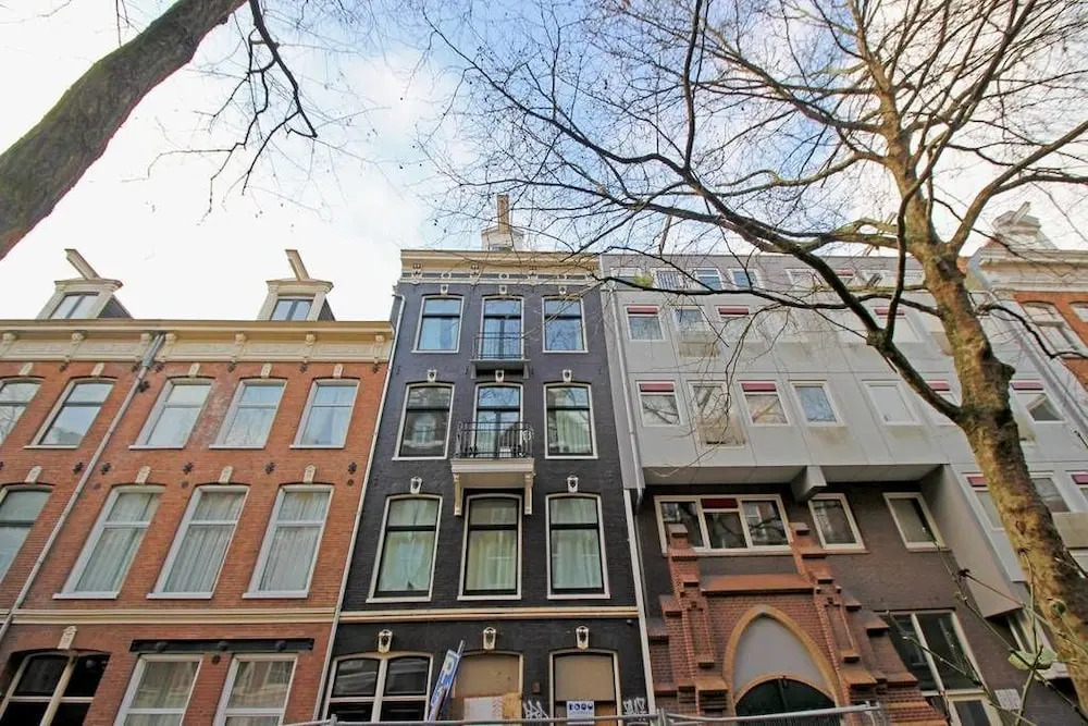 Frans Halsstraat Apartments