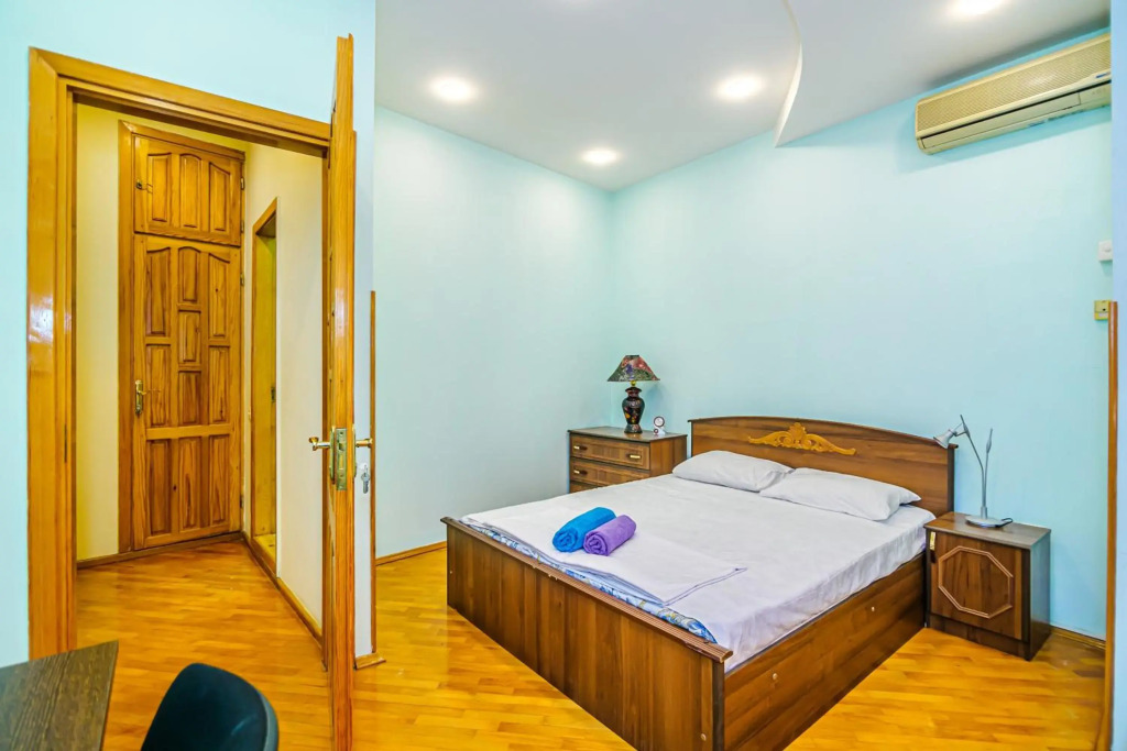Old City 3 Room Lux Home