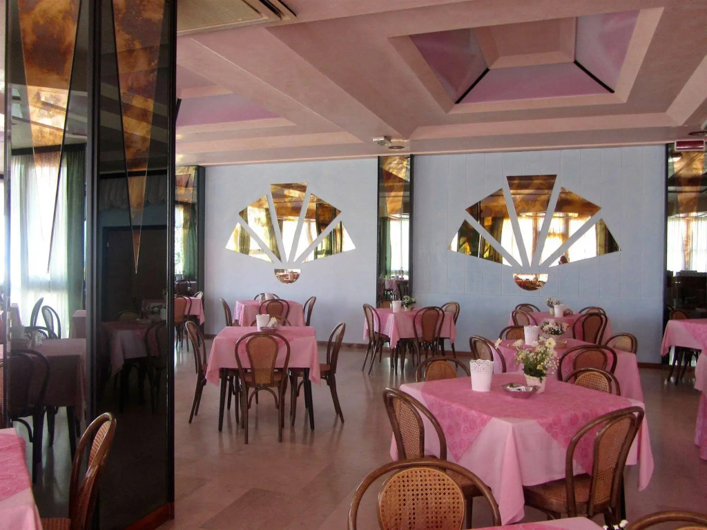 Hotel Carlton Beach