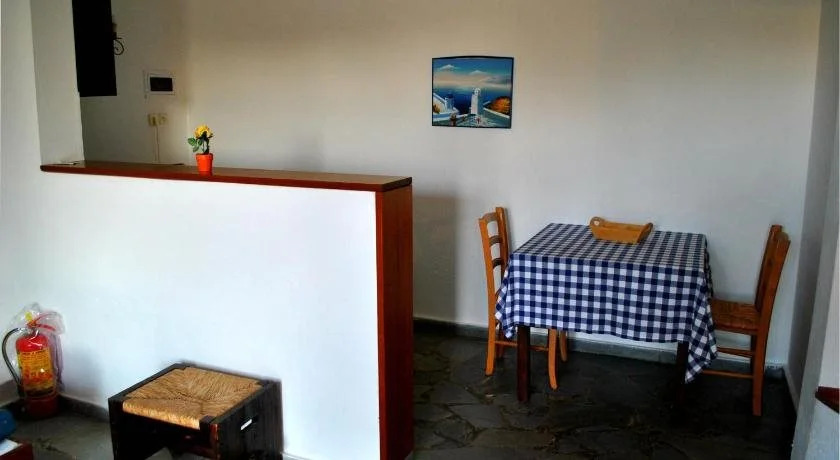 Ariadni Apartments