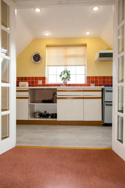 Cricket Field House