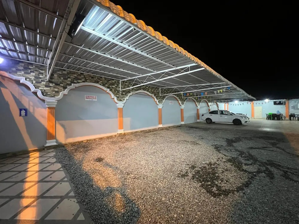 Hotel SMIR, Huaquillas