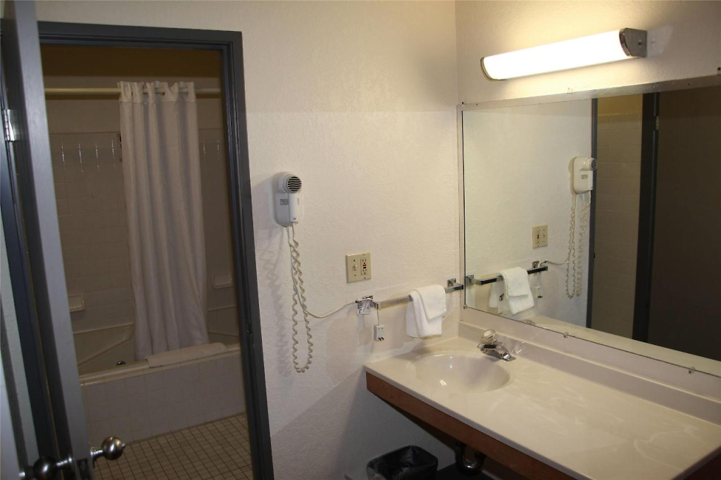 Baymont by Wyndham Sault Ste Marie MI