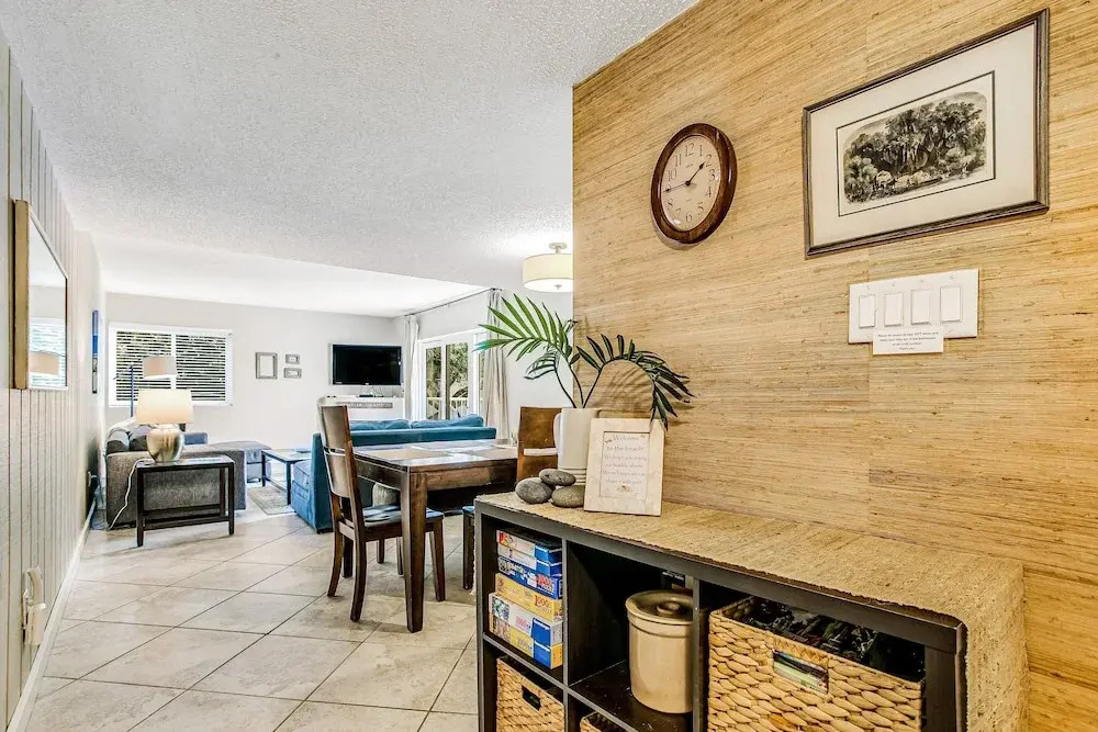 Charming Villa Just Steps to Beach & Shared Pool w/Central AC, Private WD, WiFi