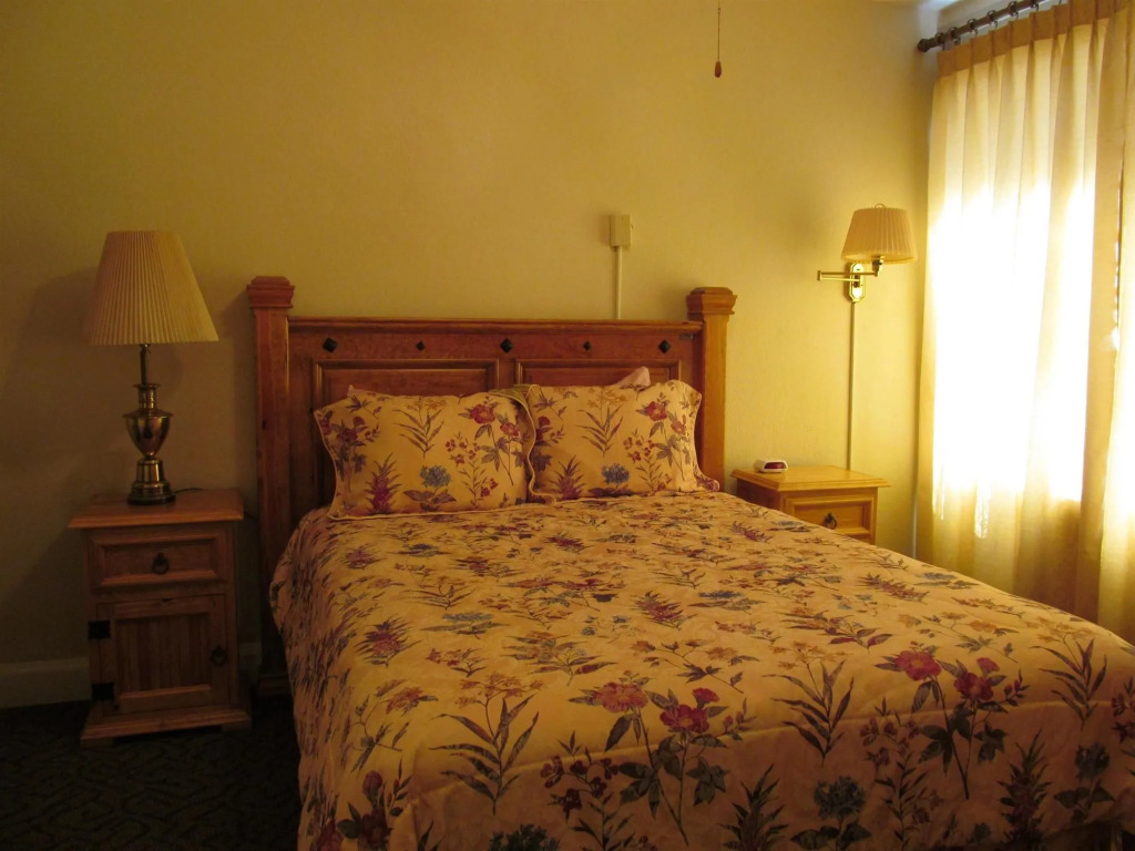 Monte Villa Hotel