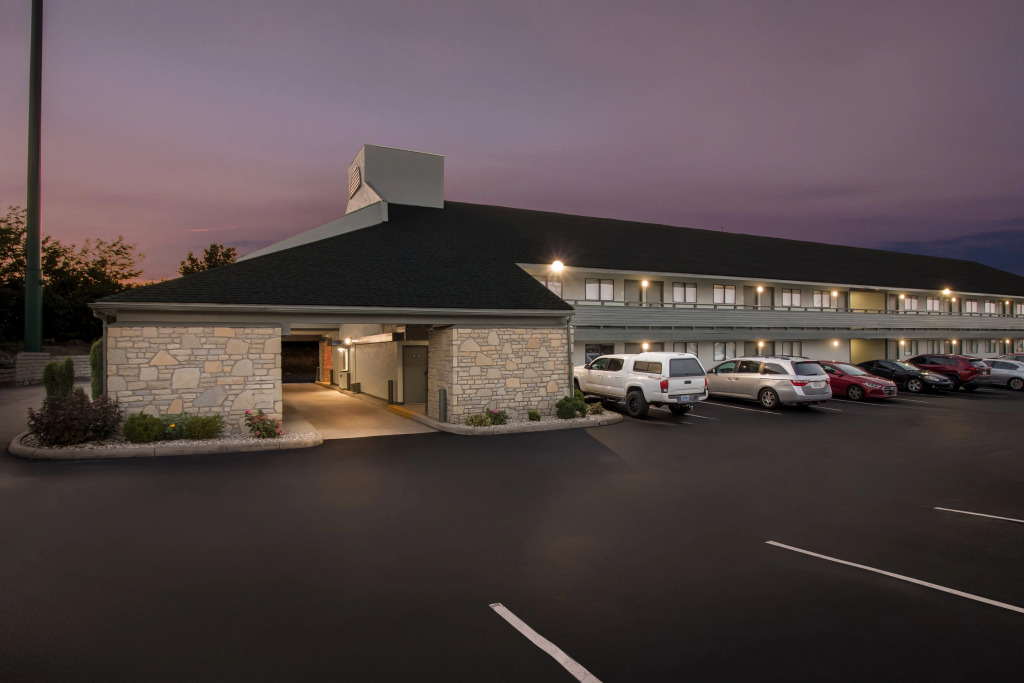 HomeTowne Studios by Red Roof Florence, KY-Cincinnati Airport