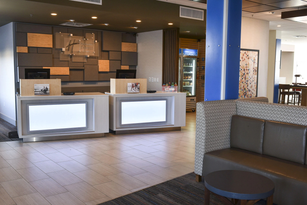 Holiday Inn Express & Suites Madisonville by IHG