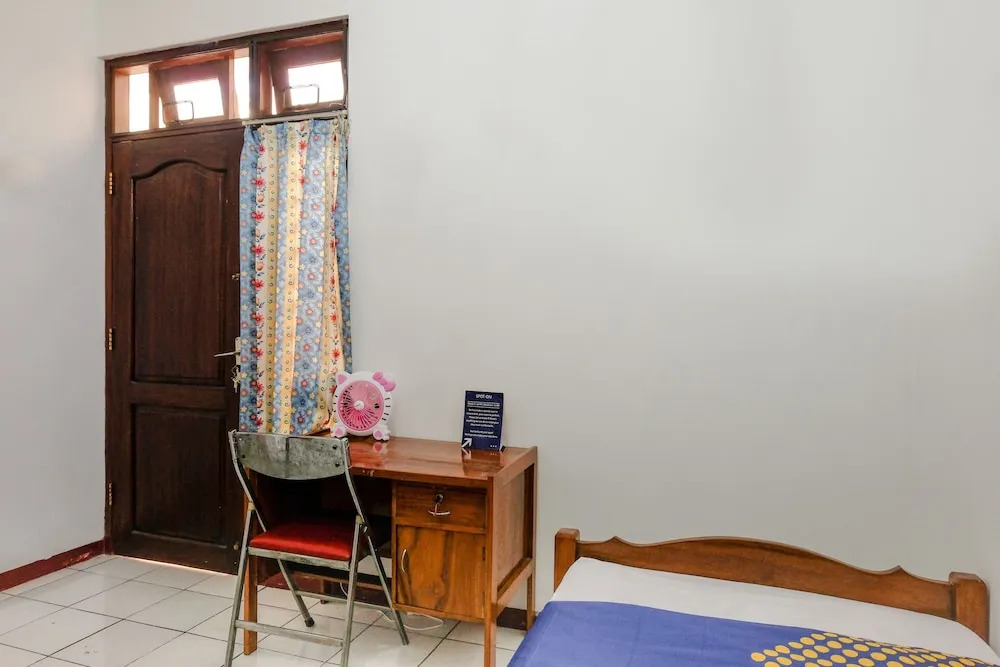 SPOT ON 2749 Tiga Sinar Residence