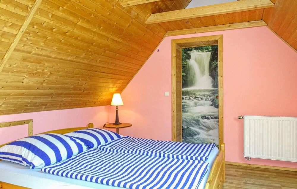 Stunning Home in Am Salzhaff With 1 Bedrooms and Wifi