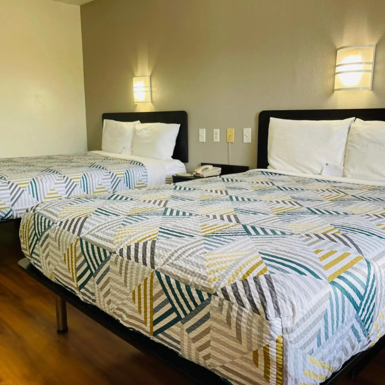 Motel 6-Duncanville, TX - Dallas