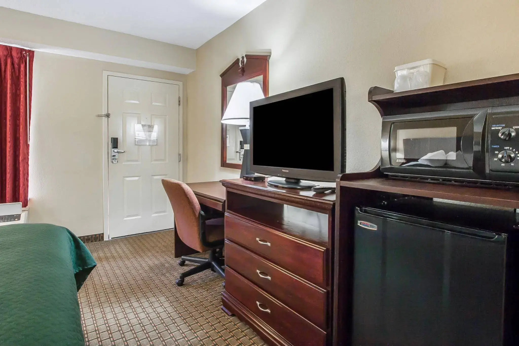 Quality Inn White House