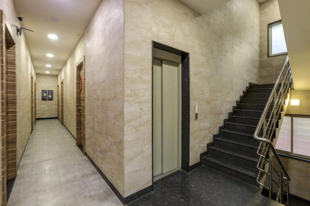 Super Townhouse OAK Shubhham Regency