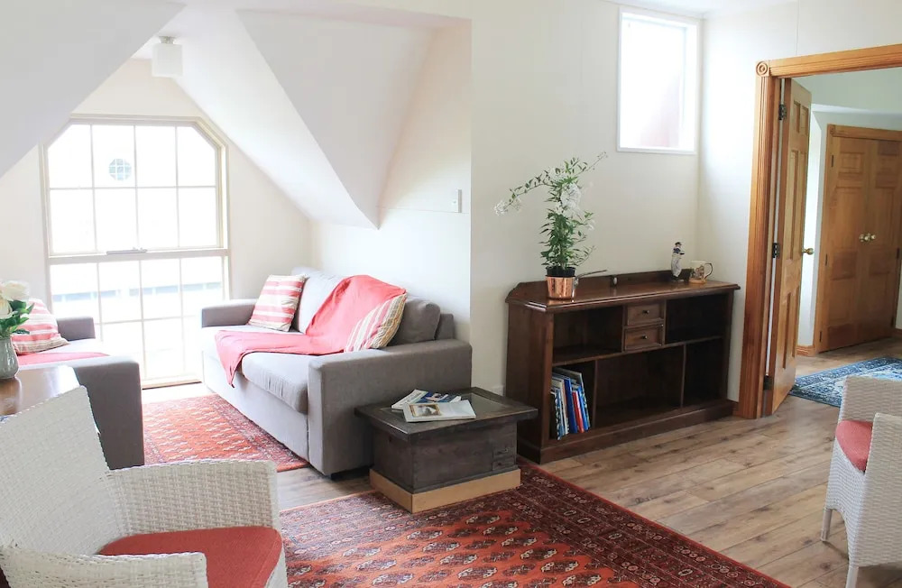 The Carriage House