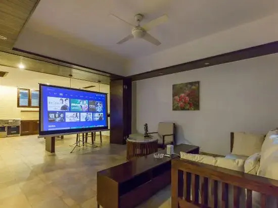 Qionghai Seashore Paradise Holiday Apartment