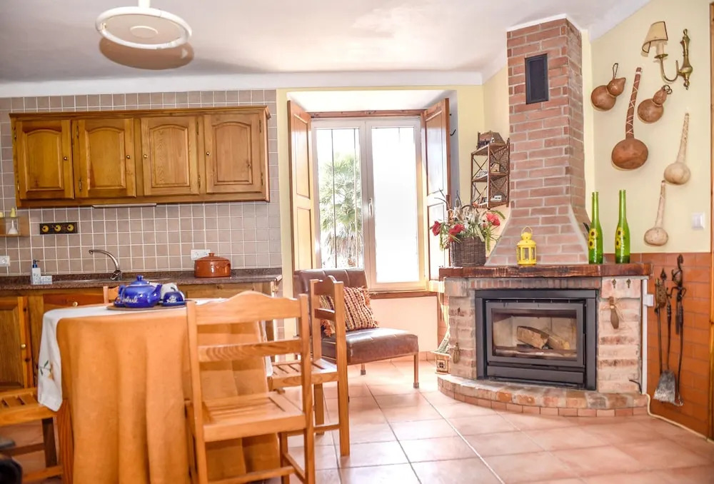 House With 4 Bedrooms in Porto de Mós, With Wonderful Lake View, Pool