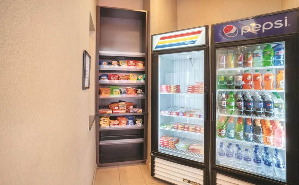 Comfort Inn & Suites Verona at Turning Stone Resort Casino