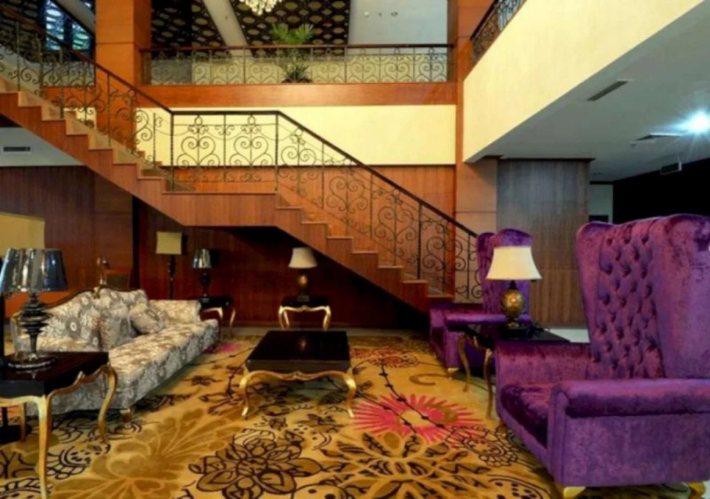 Sutanraja Hotel & Convention Centre