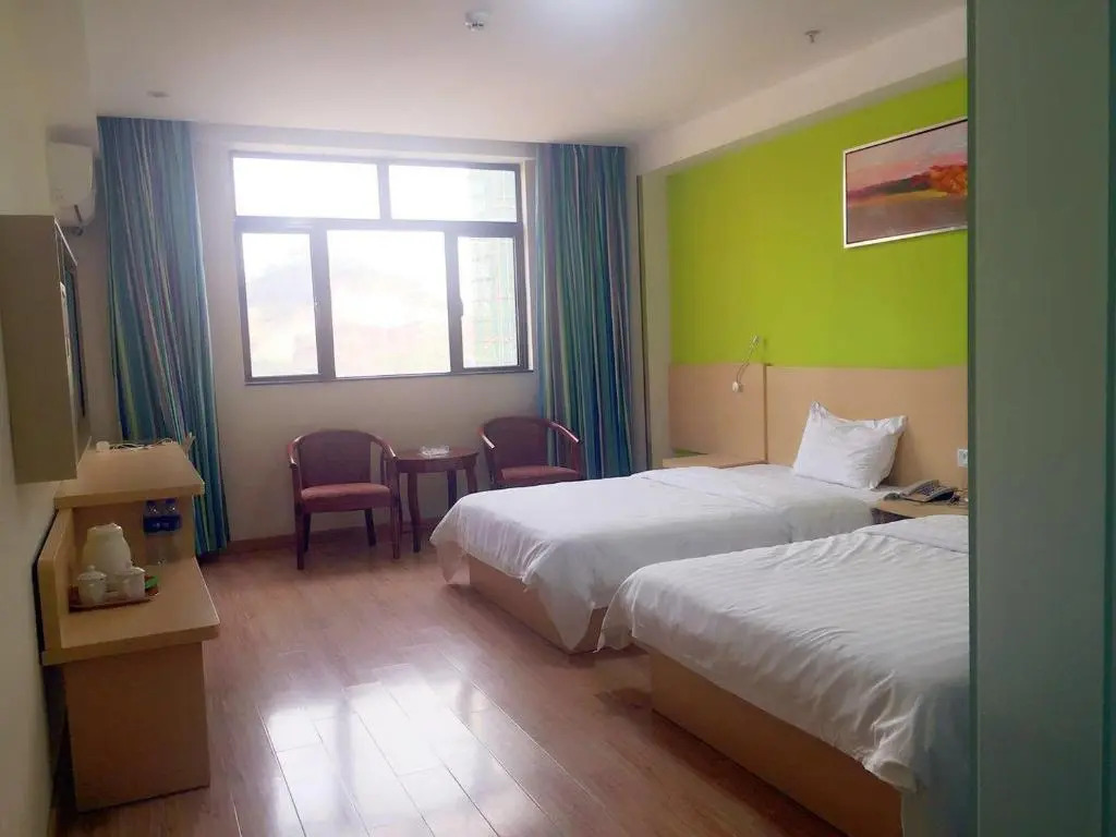 7Days Inn Huizhou Longxi Town