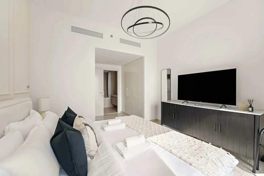 Silkhaus Luxury 2BR Emaar Tower Family Ideal