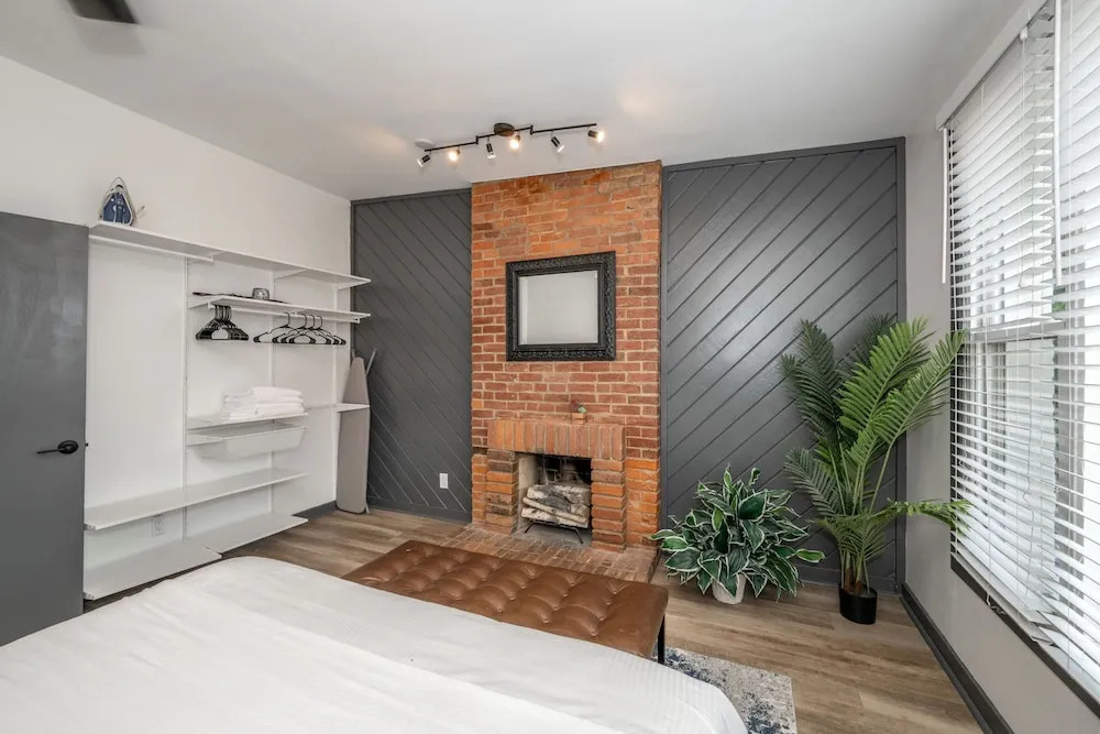 Mansfield Modern Oasis