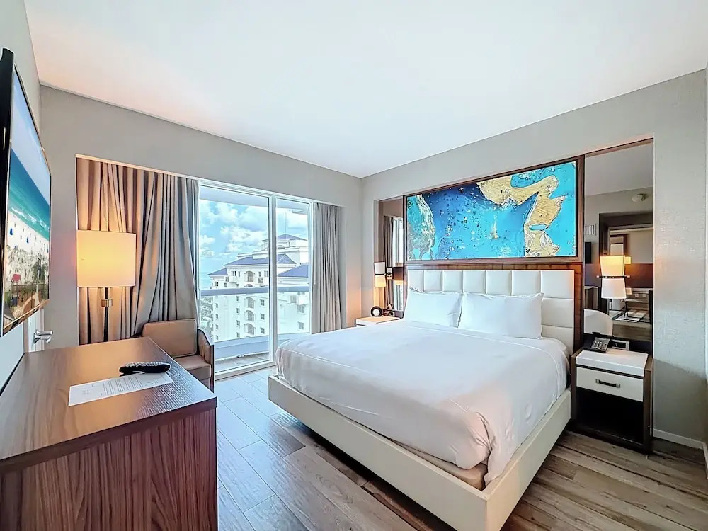 Luxury Suites at Fort Lauderdale Beach