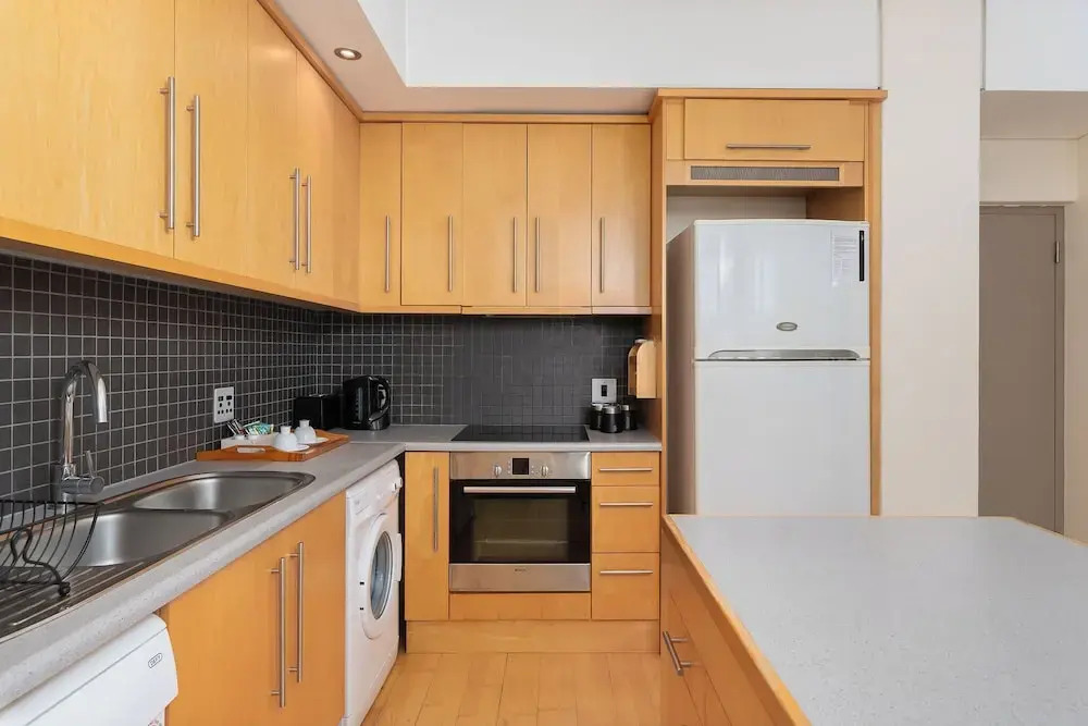 Cartwrights Corner Executive Apartment
