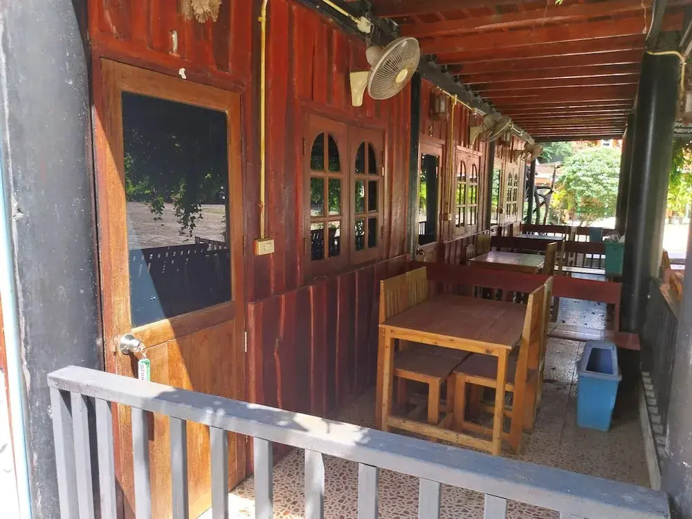 Bamboo River House Kaengkrachan