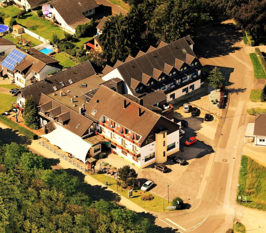 Land-gut-Hotel Zum alten Forsthaus - Aufladestation für Elektroautos