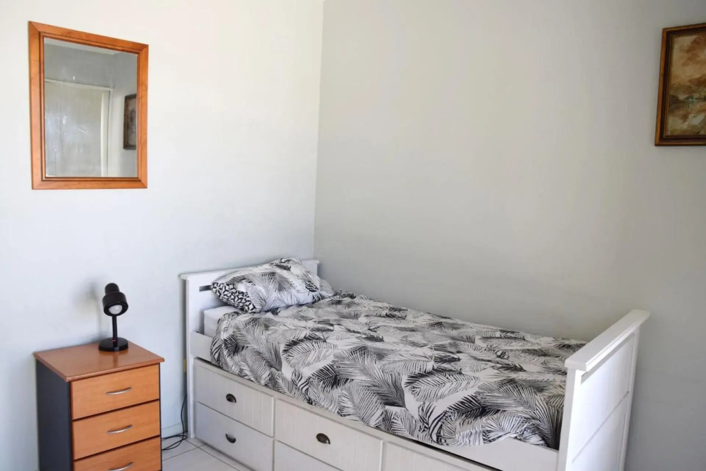 Paragon Apartment 6