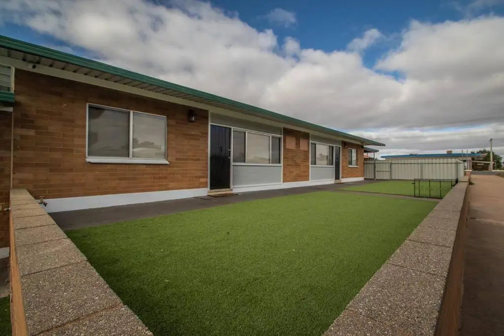 Willow Court Unit 2
