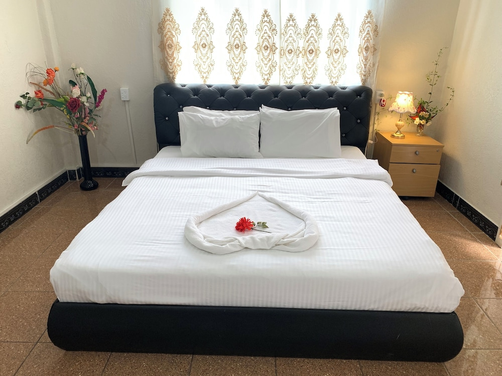 Paradise First Hotel