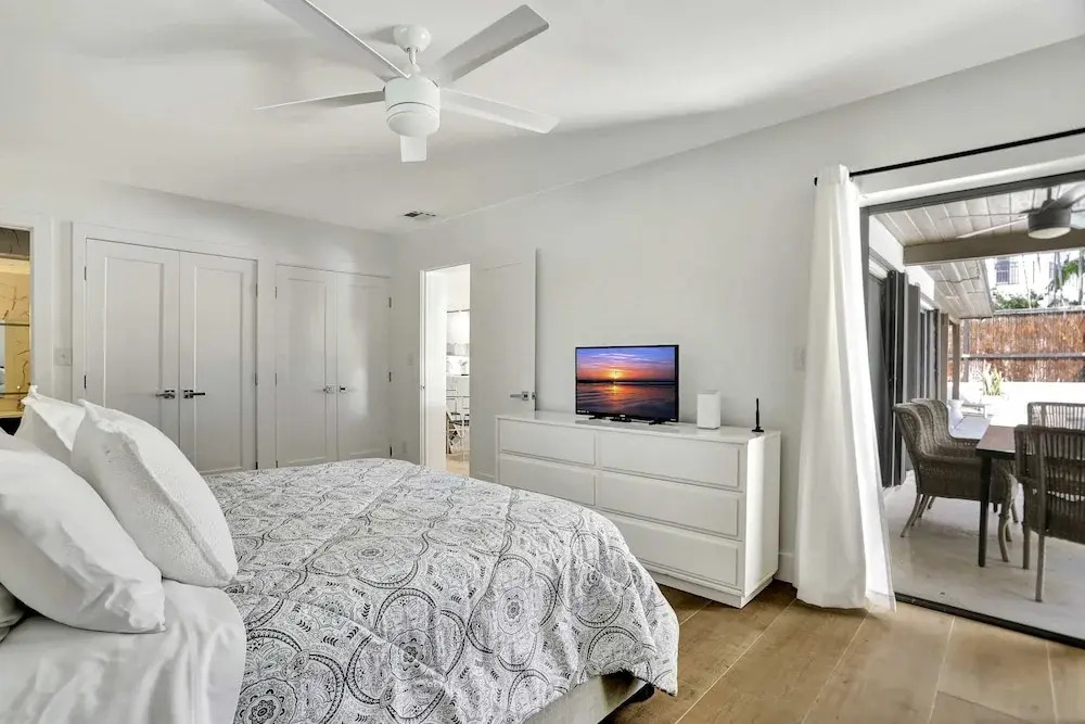 Ocean Breeze Villa - 3 BDR Pool