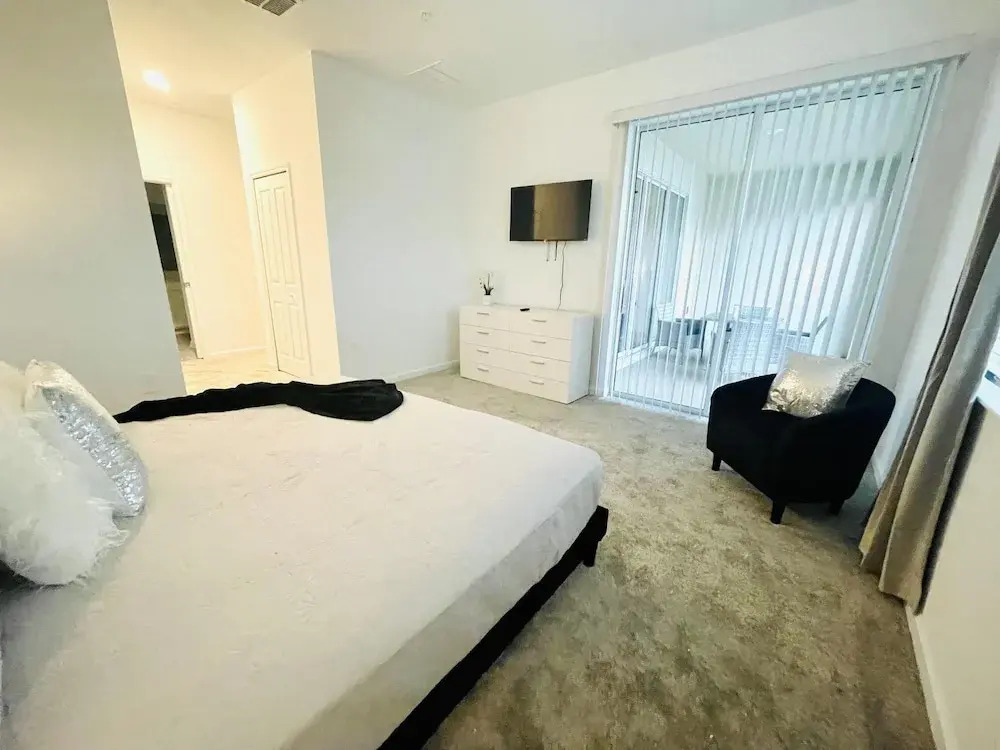 Brand New Condo at Champion Gate With Golf View, Near Famous Attractions