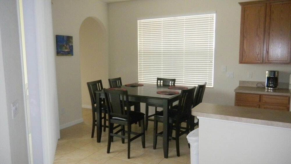 4 Br Trafalgar Village Sleeps 10 - Fld 3248