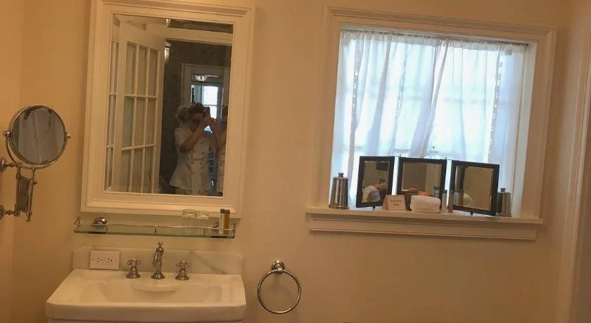 The Elms Bed and Breakfast