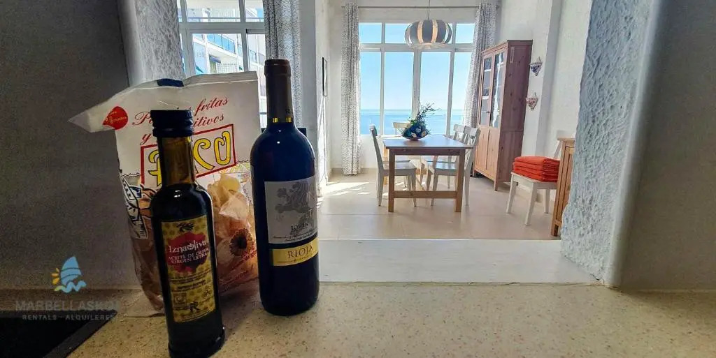 Skol 933. Fantastic 2 Bedrooms Apartment on the 9th Floor with Wonderful Sea Views