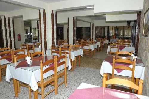 Minaides Hotel