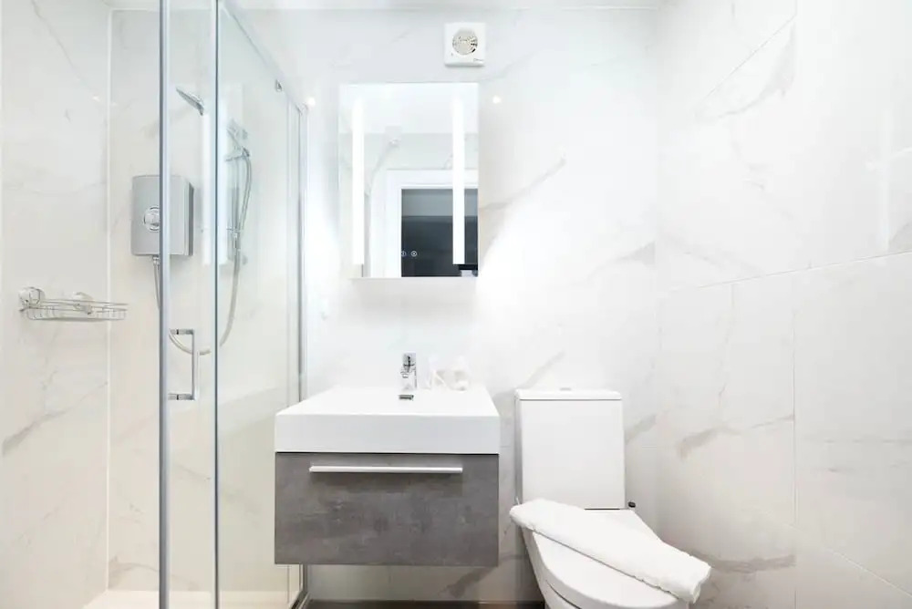 Modern Apartment in Enfield With Comfort