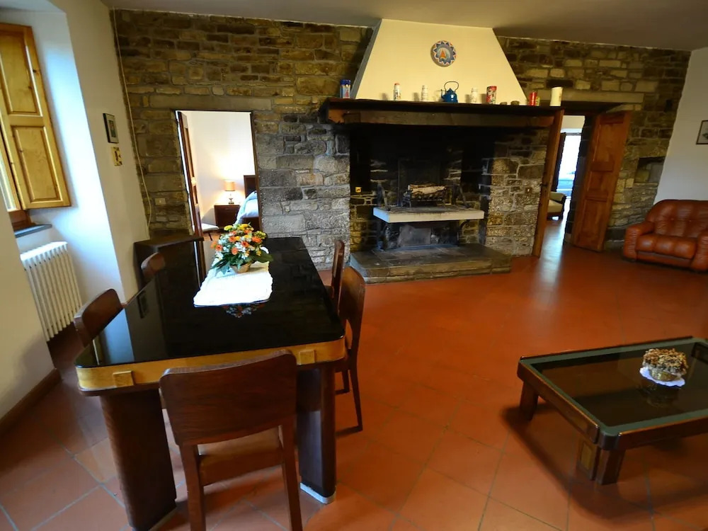 Sunny Holiday Home in Marradi Between Vicchio and Bologna