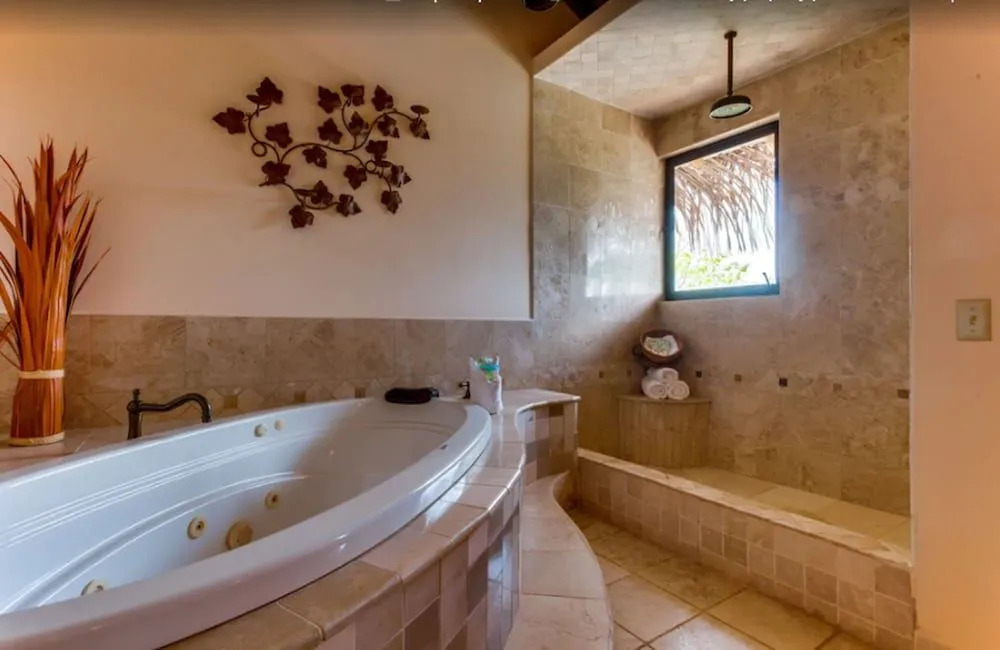 The Colonial at Jaguar Reef